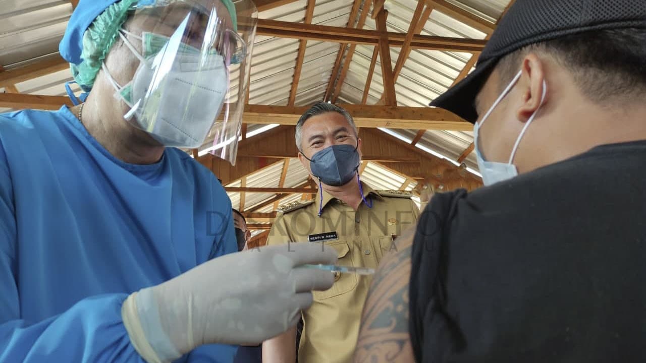 Bupati Malinau Pantau Pelaksanaan Vaksinasi Di 3 Desa