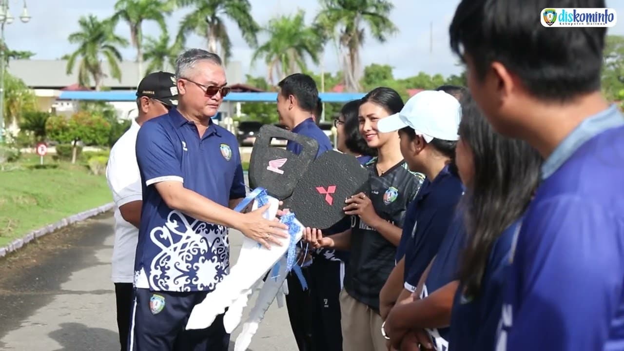 Tingkatkan Pelayanan Kesehatan Di Wilayah Pedalaman & Perbatasan, Bupati Serahkan Bantuan Kendaraan